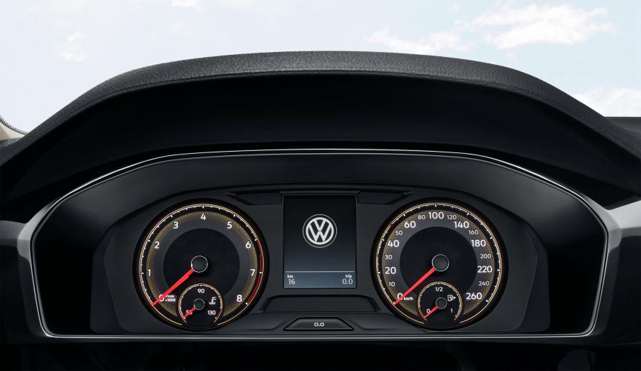 Панель приборов Volkswagen Lavida Plus 2018 года  (фото 27 из 37)